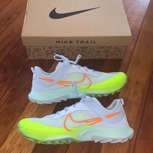 Nike Air Zoom Terra Kiger 8